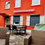 Am Sauerbrunnen 度假居 *